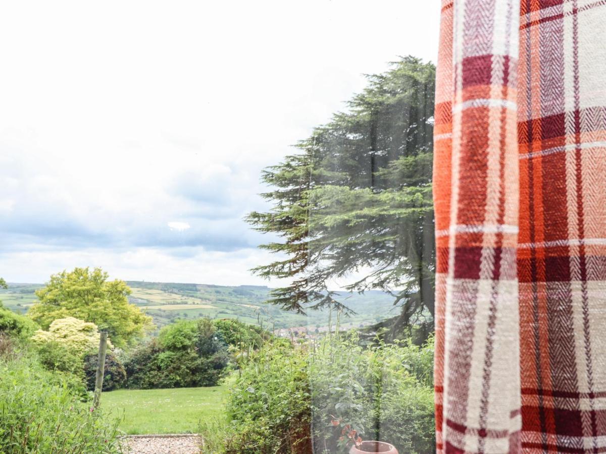 The Garden Apartment ウィットビー エクステリア 写真